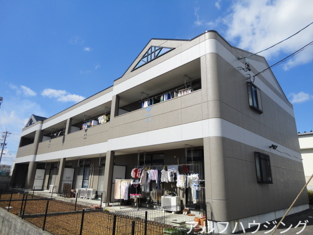 メルヴェール弐番館の外観