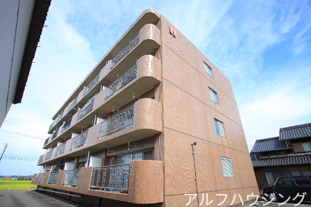 ラフィーネ３０の外観