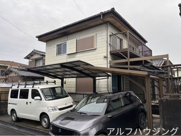 グランアット長坂の外観