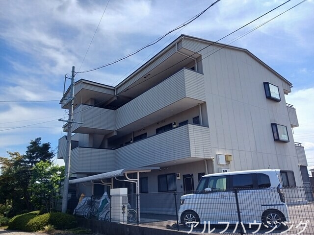 スプリームタウンの外観