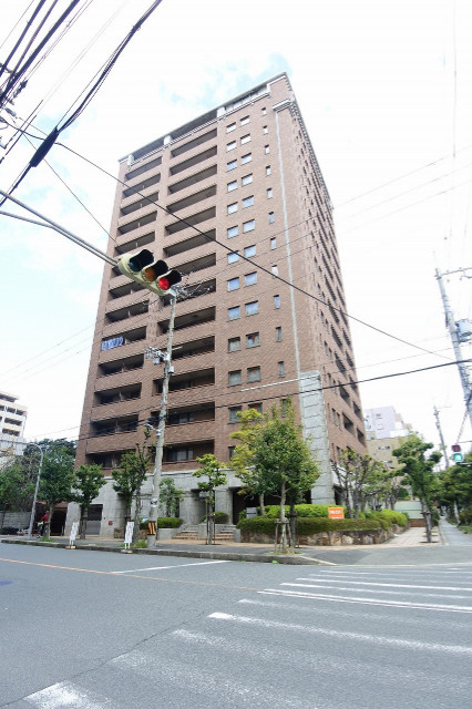 第３ロイヤルハイツ中尾の外観
