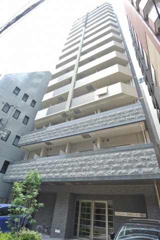 プレサンス北浜ラ・フェスタの外観