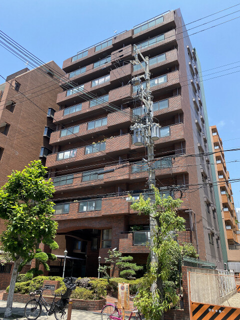 サンメゾン与力の外観