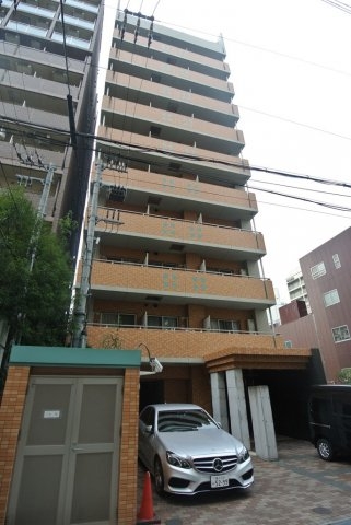 ジュネーゼグラン東梅田の外観