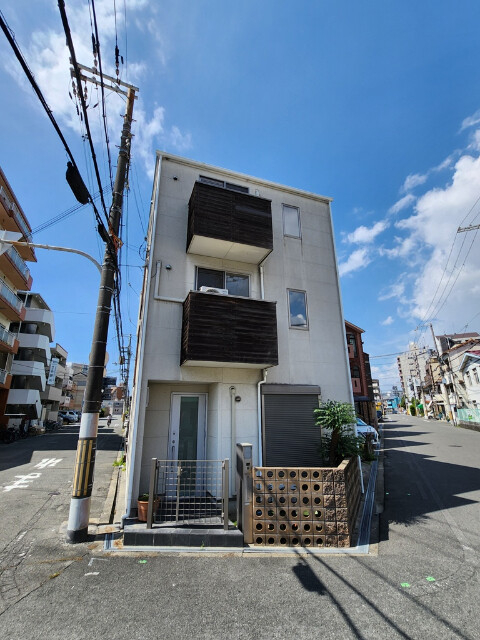 菅原三階建て戸建