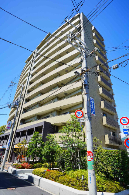 淀川ウエストタワー