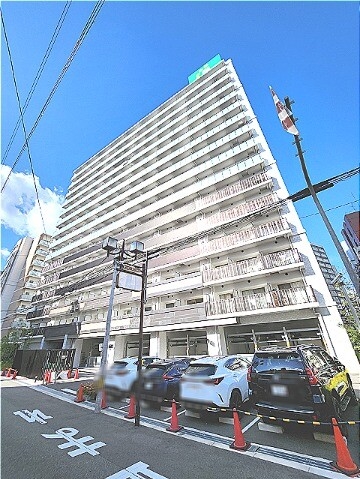 スプランディッド十三本町の外観