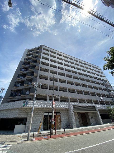 ラクラス新大阪の外観