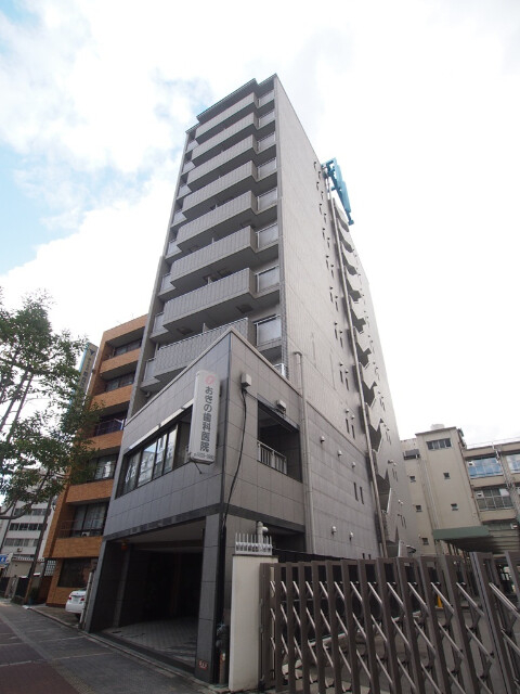 シャルマン新大阪の外観