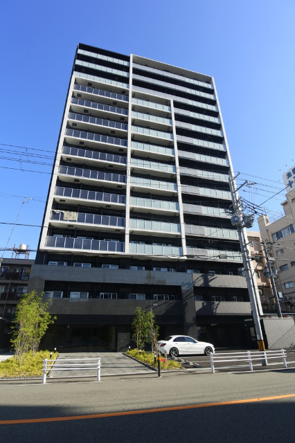 スワンズシティ新大阪ヴィーヴォの外観