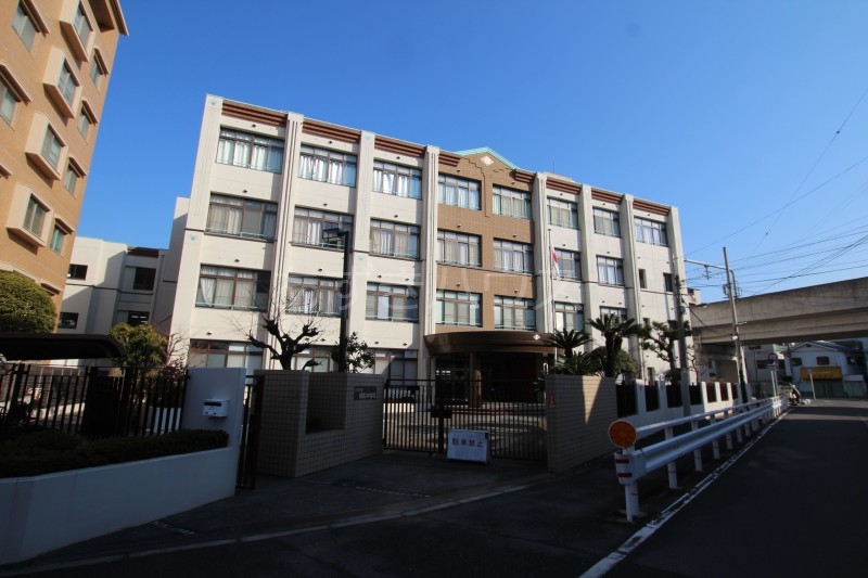 大阪市立昭和中学校 大阪市立昭和中学校