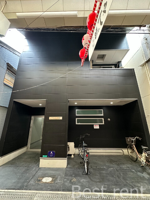 ノイヴェル三津屋北の外観