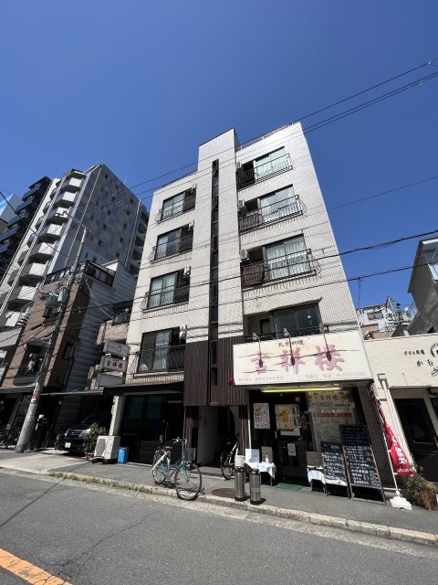 イマージュビルディング北梅田の外観