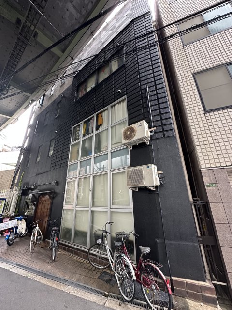 ８８北浜ウイングの外観