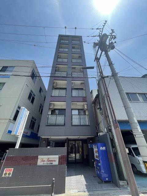 ディー・シモンズ梅田