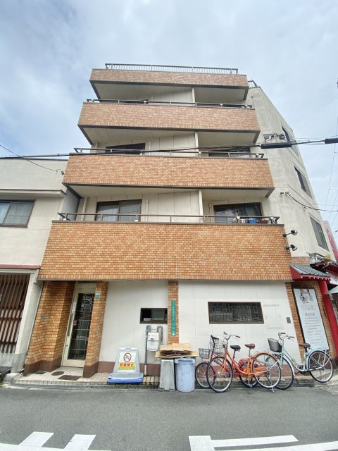 リバースコスモの外観 リバースコスモの外観
