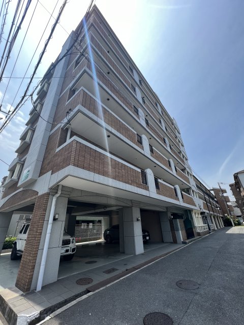 メゾン阪下の外観