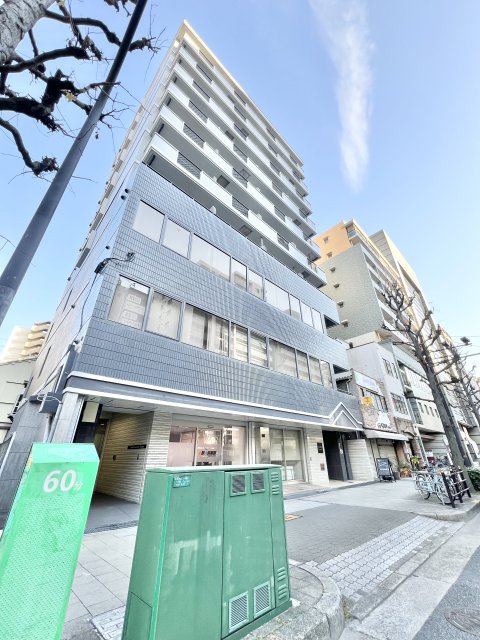 サクシード南森町の外観