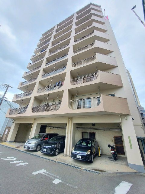 中津有明マンションの外観