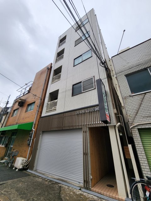 川上ハイツの外観