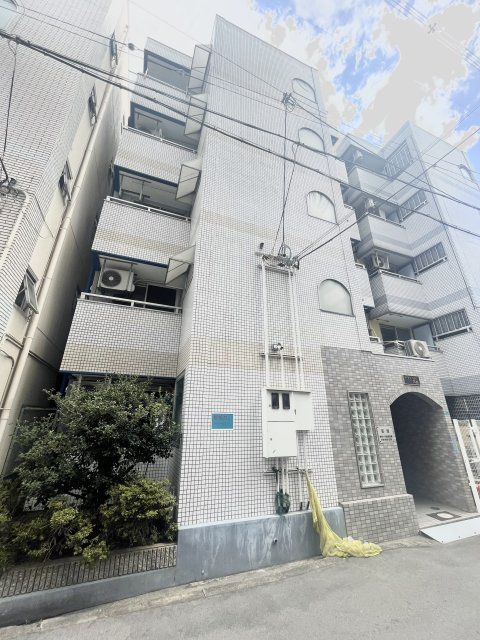 メゾンドリュウ北野の外観