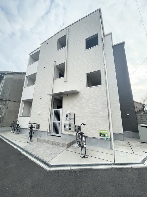 ハーモニーテラス三津屋南の外観