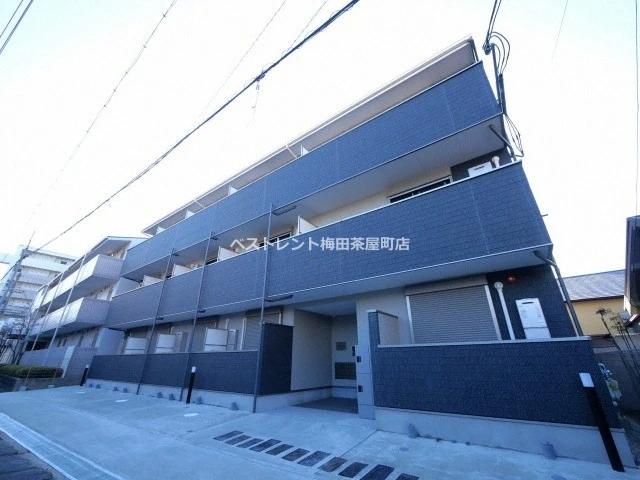 クレセント江坂の外観