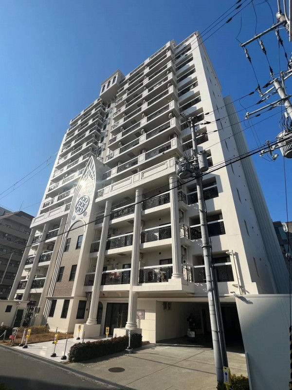 クリスタルブライト天満橋リバーサイドの外観