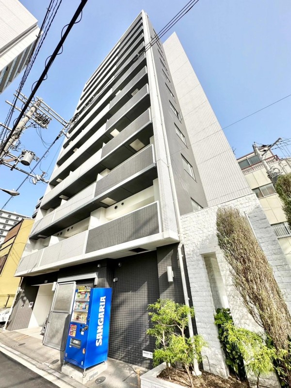 ジュネーゼ京町堀パークサイドの外観