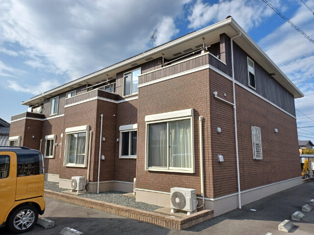 Ｙ　ＰＬＡＣＥ　Ⅳの外観