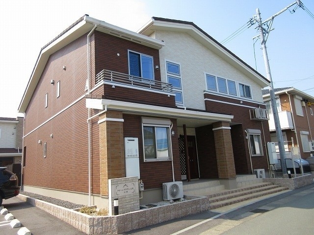 クイーンズタウン元町Ａの外観