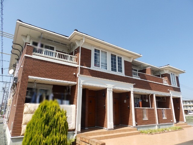 パインテール　ヴィレッジ　Ａ棟の外観