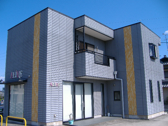 プレジールの外観