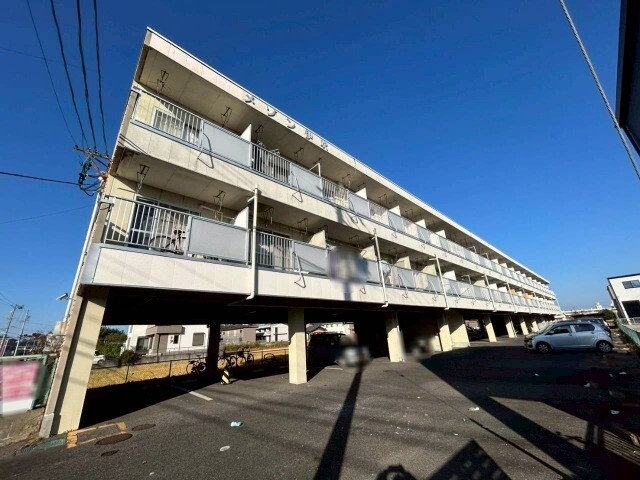 メゾン伊吹の外観