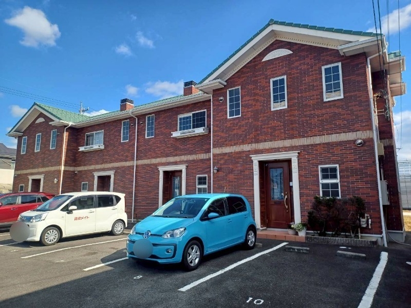 グランドマリーナＣ棟の外観