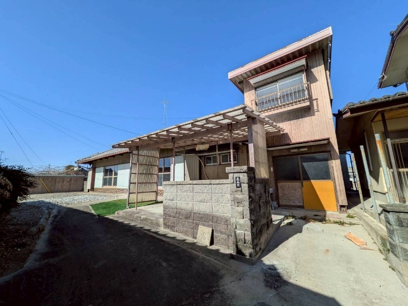 香良洲町Ｈ様借家の外観