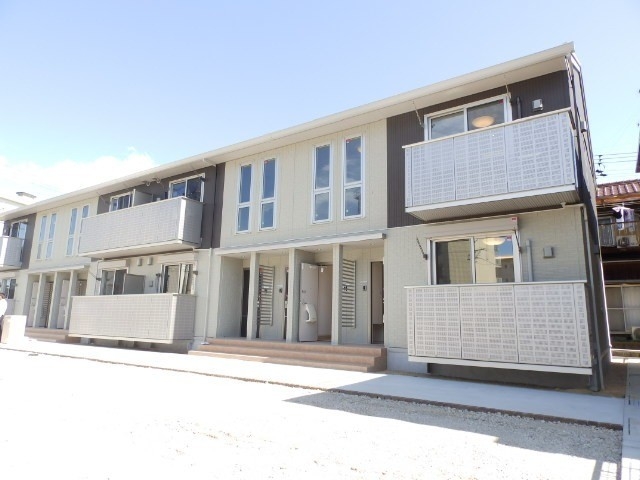 ＲＥＳＩＤＥＮＣＥ高茶屋　Ａ棟の外観