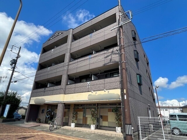 キャッスル１２３の外観