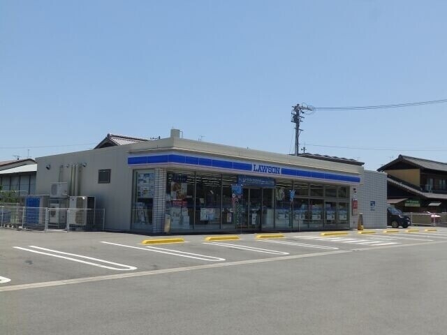 ローソン津城山店 ローソン津城山店