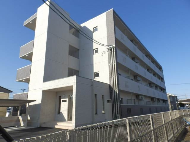 シエテ久居元町レジデンスの外観