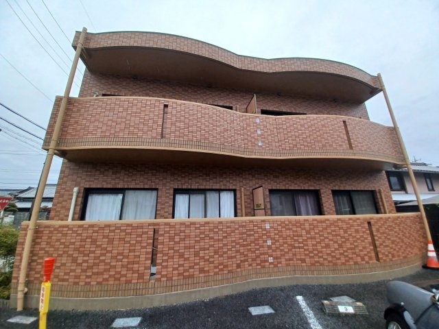 ラポール本郷の外観