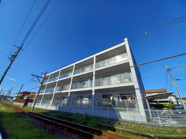 コーラルガーデンの外観