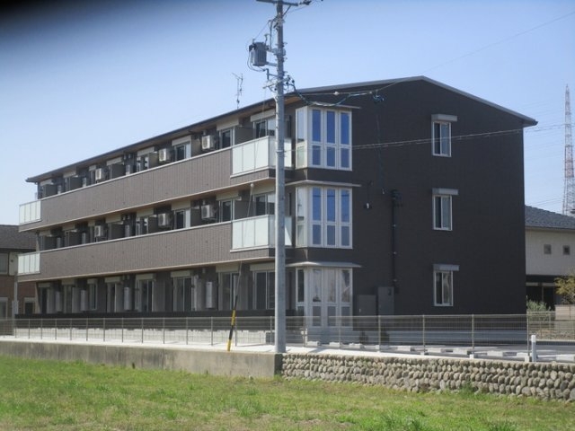 グランドハイツ　スミレの外観