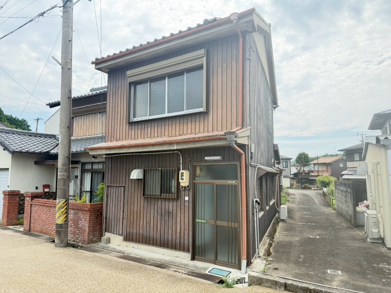 愛宕町戸建の外観