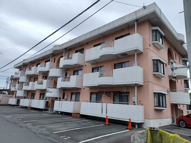 船江第２ロイヤルマンションの外観