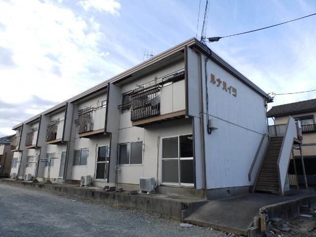 ルナハイツの外観