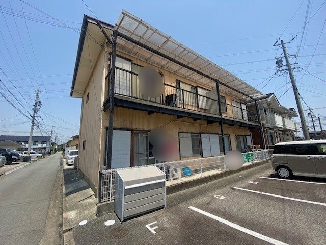 鎌田アパート　東棟の外観