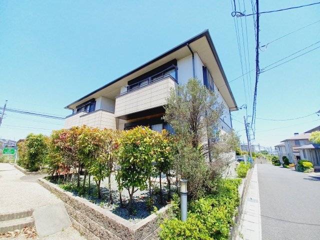 シャンブル南が丘Ｅの外観