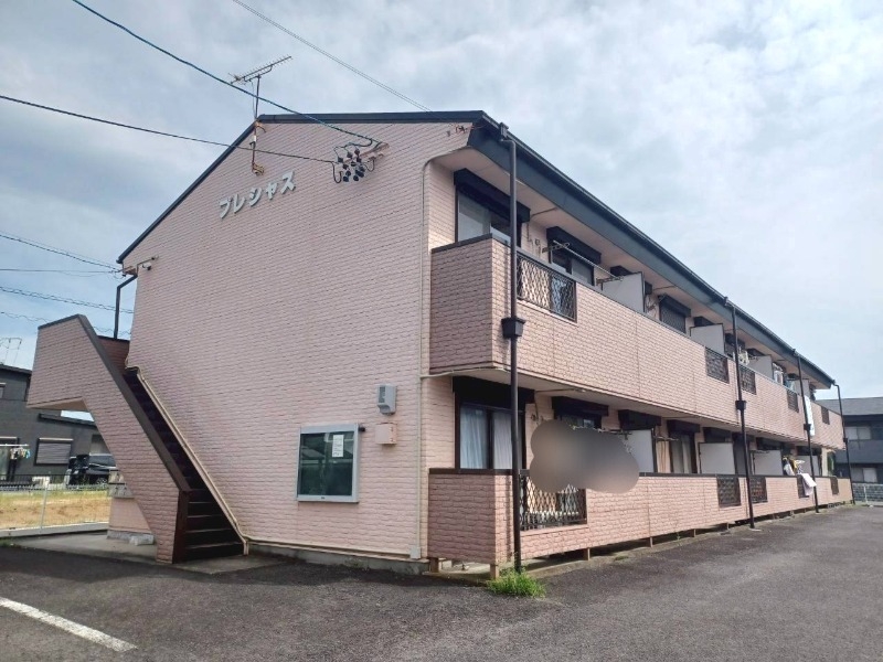 プレシャスの外観