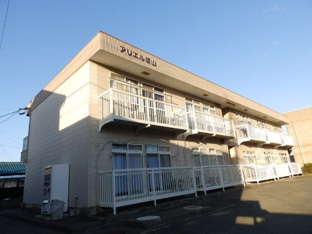 アリエル城山の外観